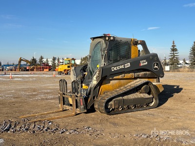 2023 John Deere 333G Two-Speed Compacte Schranklader