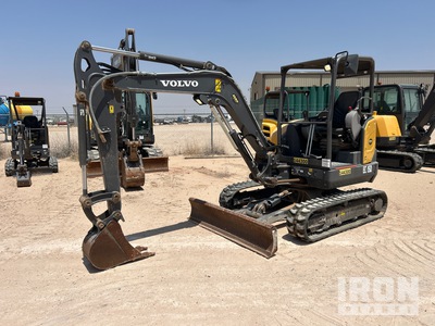 2022 Volvo EC35D Mini escavatore