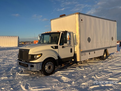 2014 International Terrastar 4x2 Autocarro furgonato