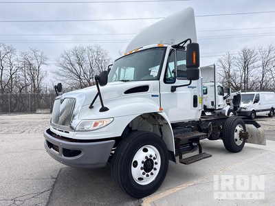 2010 International 4400 4x2 2-Achs Sattelzugmaschine