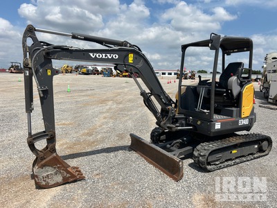 2022 Volvo ECR40D Mini Excavator