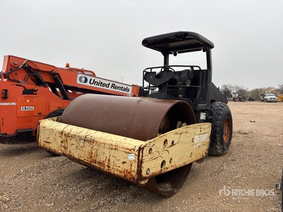 Ingersoll Rand SD-116DX Walzenzug mit Glattmantelbandage (Inoperable)