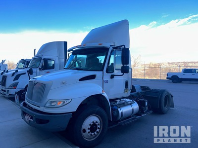 2015 International 4400 4x2 S/A Day Cab Truck Tractor (Inoperable)