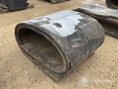 16 ft of 35 in x 1.5 in Rubber Matting