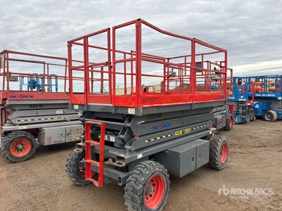 2006 Skyjack SJ7127 RT 4x4 Diesel Scissor Lift (Inoperable)