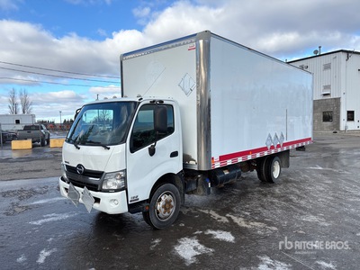 2019 Hino 195 4x2 Camion fourgon