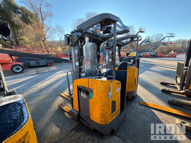 MONTACARGAS ELéCTRICO JUNGHEINRICH ETR230A