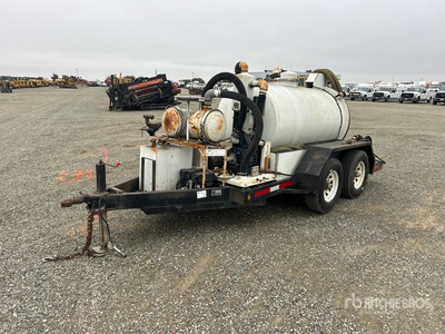 2001 T/A Vacuum Excavation Unit
