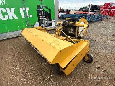 2000 Bateman Mfg JD544H 96 in Sweeper Attachment