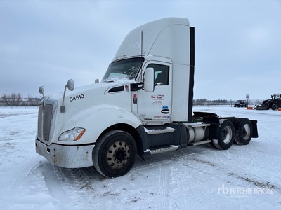 2015 Kenworth T-680 6x4 Day Cab Truck Tractor