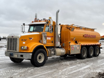 2005 Peterbilt 378 16000 L 8x6 Kraftstoff-Tankwagen