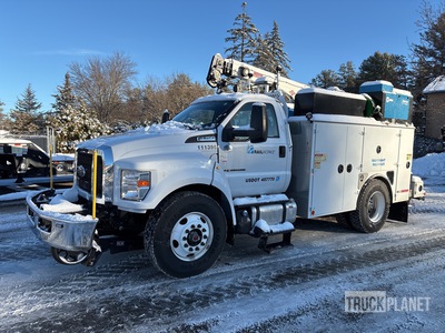 2022 Ford F-750 4x2 Hi-Rail Service Truck