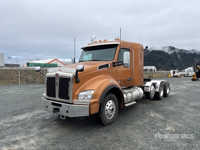 2024 Kenworth T880 6x4 T/A Day Cab Truck Tractor