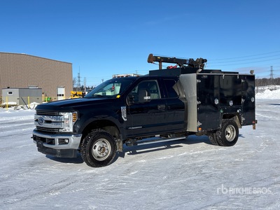 2019 Ford F-350 XLT 4x4 Extended Cab Camion de service