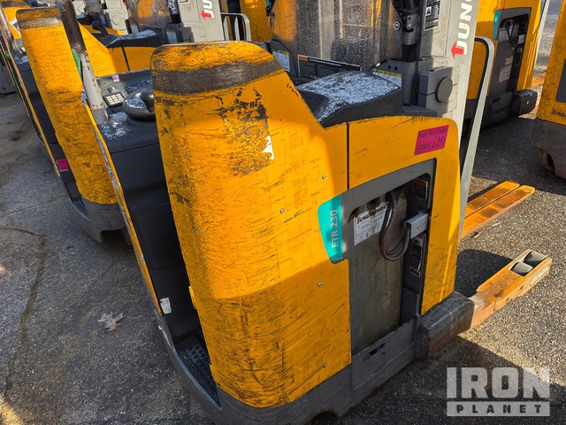 MONTACARGAS ELéCTRICO JUNGHEINRICH ETR230A