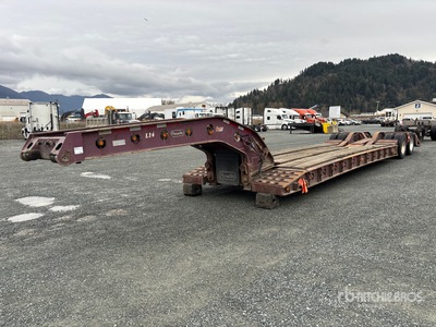 2014 Pacesetter T/A Double Drop Removable Gooseneck Lowboy Trailer