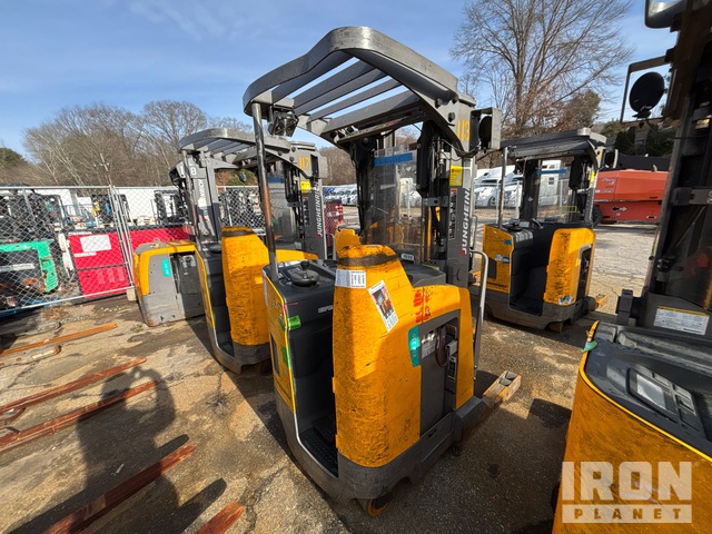 MONTACARGAS ELéCTRICO JUNGHEINRICH ETR230A