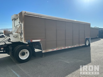 2006 Mickey 14 Bay S/A Rear pintle hook . Propane heated Remolque de bebidas