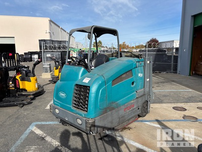 2012 (unverified) Tenannt M20 Ride-On جهاز تنظيف الأرضيات