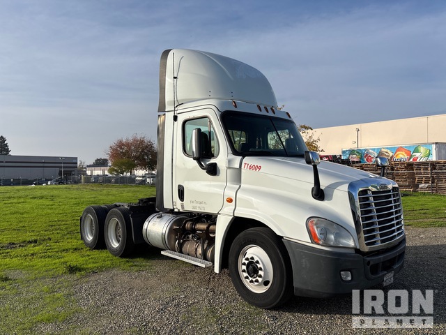 CAMIóN 2017 FREIGHTLINER