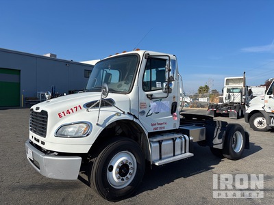 2015 Freightliner M2106 4x2 تراكتور شاحنة (أحادي المحور)