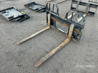 Bobcat 48 in Skid Steer Forks