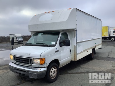 2007 Ford E-350 Cutaway 4x2 Step Van