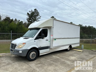 2011 Mercedes-Benz Sprinter فان نقل