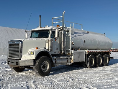 2006 Freightliner FLD120SD 22019 L 8x6 Wassertank-Lkw