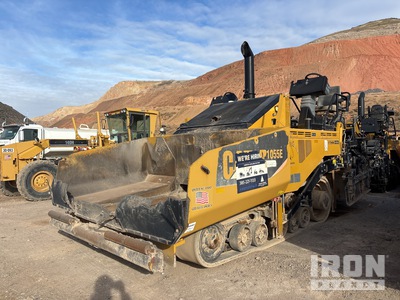 2014 Cat AP1055E Track Asphalt Paver