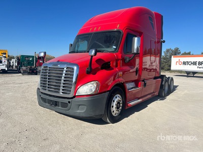 2015 Freightliner Cascadia 132 6x4 T/A Sleeper Truck Tractor