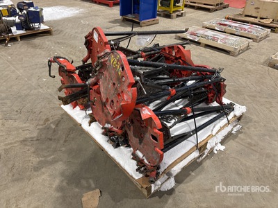 Quantity of (8) Rigid 460-6 Tristand Chain Vise