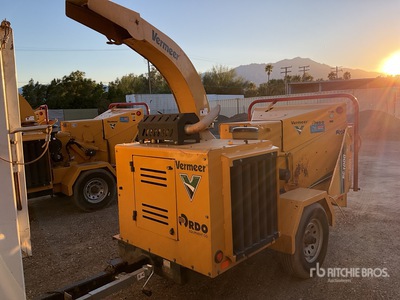 2016 Vermeer BC1000XL Tow-Behind Wood Chipper