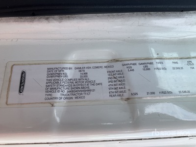 2017 Freightliner Cascadia 113 4x2 S/A Day Cab Truck Tractor