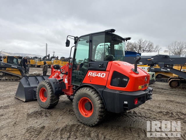 CARGADOR FRONTAL 2023 KUBOTA R640