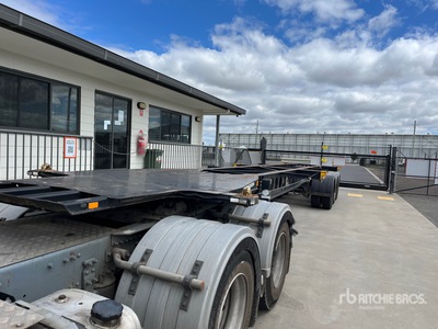 2016 Krueger Container Trailer