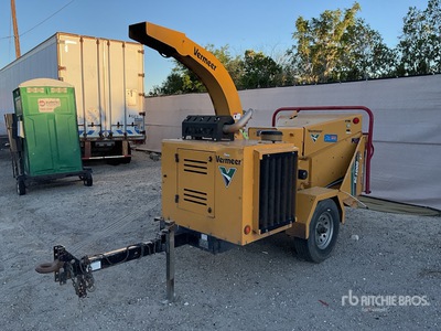2015 Vermeer BC1000XL Tow-Behind Wood Chipper