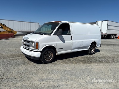 2000 Chevrolet Express 2500 Cargo Van
