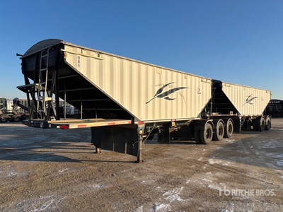 2008 Lode King HGF 28 ft Super B-Train Lead Belly Grain Trailer