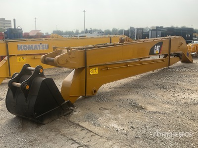 2025 Teran 800 mm Digging 18 M Long Reach Boom & Stick w/ Excavator Bucket - Fits Cat 320 (Unused)