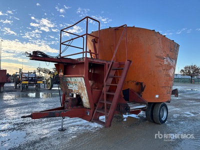 Omas California 18MC Feed Wagon