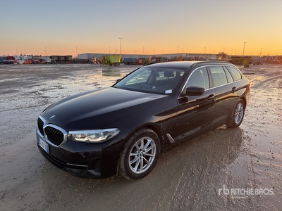 2022 BMW 520D XDRIVE BUSINESS AUTO TOURING Automobile