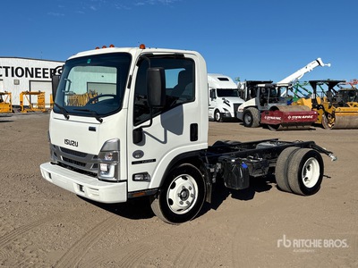2023 Isuzu NRR 4x2 Cab and Chassis