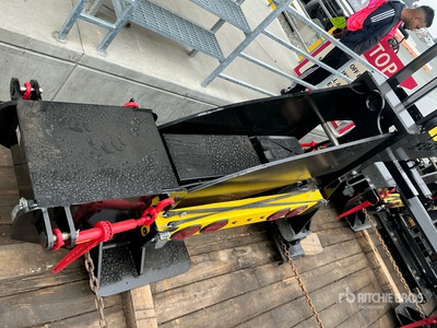 2025 Neks Fifth Wheel Wrecker Attachment