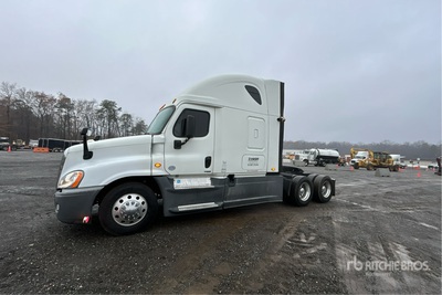 2017 Freightliner Cascadia 125 6x4 T/A Sleeper Truck Tractor