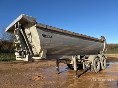 2011 Menci SA702P T/A Demolition Tipping Trailer