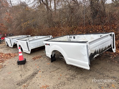 Quantity of (3) Ford Model Year 2017 Caja para Pickup