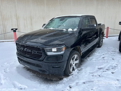 2020 Ram 1500 4x4 Crew Cab بيك اب (Inoperable)