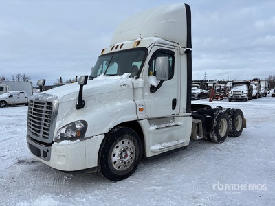 2017 Freightliner Cascadia 125 3-Achs Sattelzugmaschine
