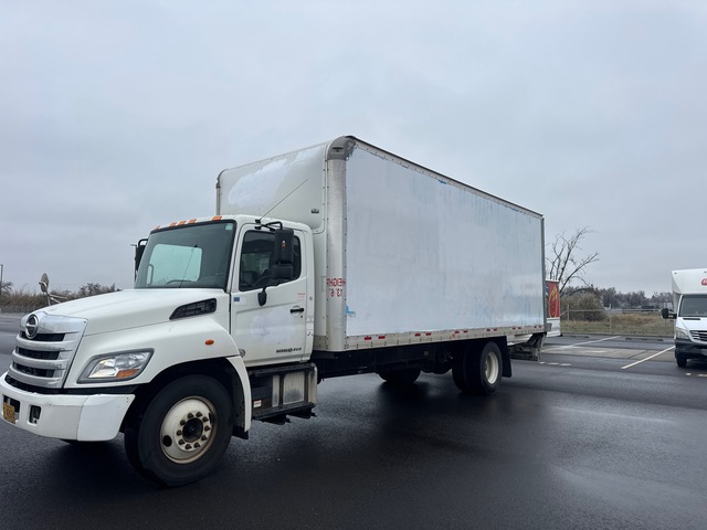 2014 Hino 268 4x2 Van Truck